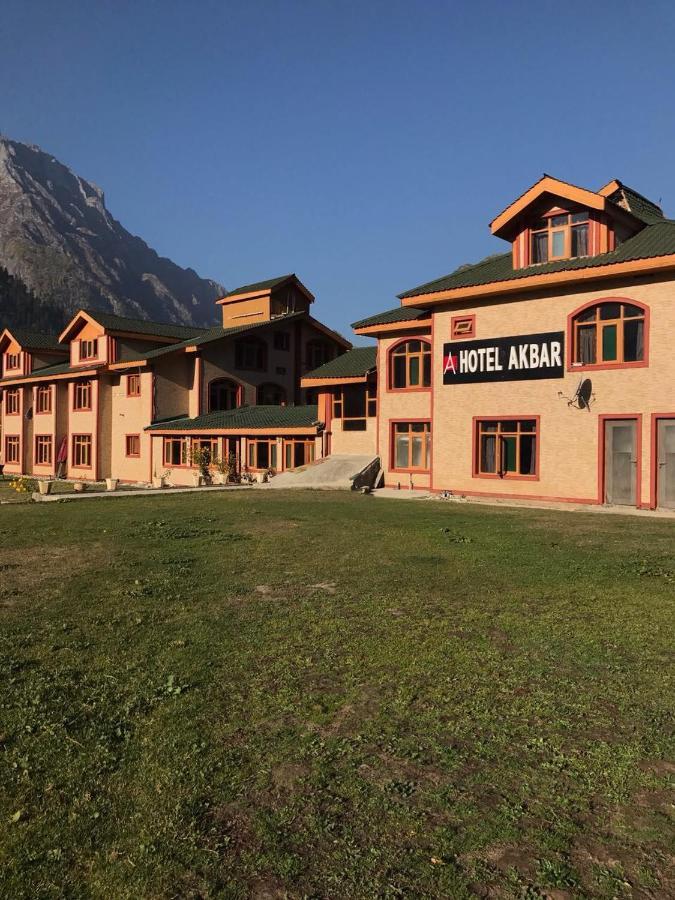 Hotel Akbar Sonāmarg Exterior foto